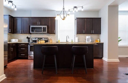 Soulard Casa | 6BR Soulard Family Home + Game Room / ABODEbucks