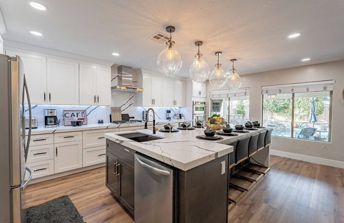 Glendale Casa | 6BR Wonder w/ Heated Pool/ Hot Tub/ Game Room