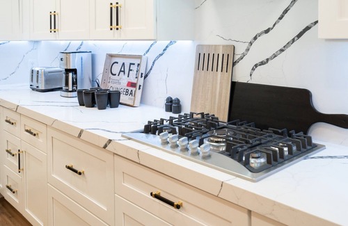 Glendale Casa | 6BR Wonder w/ Heated Pool/ Hot Tub/ Game Room