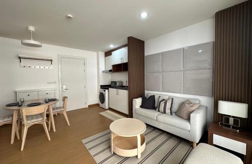 Khlong Toei Nuea Apartamento | 6th Avenue Sukhumvit 305 BTS Asoke & Nana MRT Sukhumvit