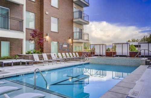 Downtown Salt Lake City Apartamento | 6th floor Luxury Apt - King Bed Pool Prkng Gym NEW