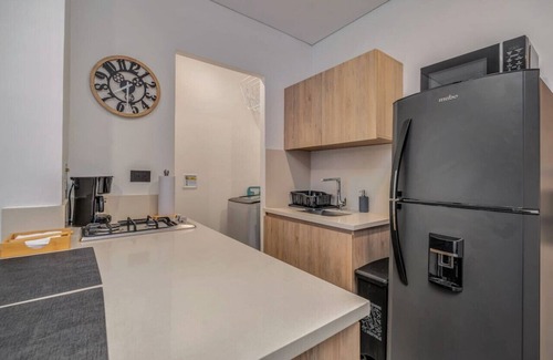 El Tesoro Apartamento | 6th floor modern apartment close to parque lleras