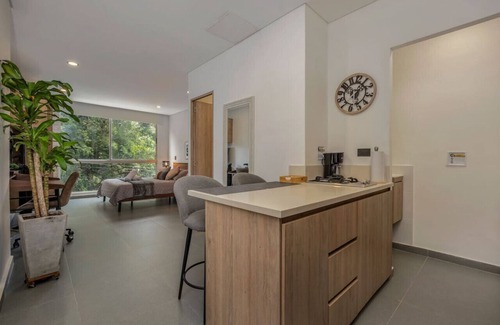 El Tesoro Apartamento | 6th floor modern apartment close to parque lleras