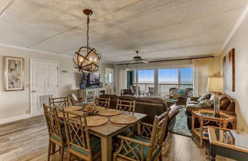 Fernandina Beach Casa | 6th Floor Oceanfront condo easy beach access via boardwalk & exclusive fishing pier