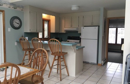 Charlestown Casa | Espaciosa, impecable y asequible!