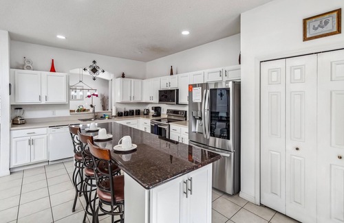 Seasons Casa | 7/6.5 Beautiful Vacation home with private pool, and much more!!