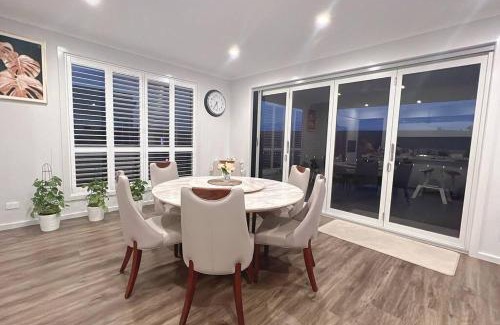 Dunmore Casa | 7 Aurora Ave Dunmore