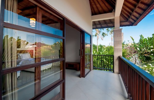 Petitenget Villa | 7 Bdr - ¡Oferta de último minuto 50% + DESCUENTO!