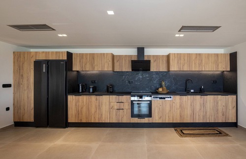 Agios Fokas Villa | 7 BDR Sea View VIlla with Private Pool | Gres Villla