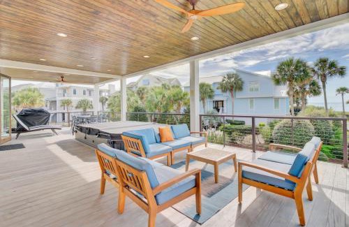 Beachwood East Casa | 7 Beachwood East by AvantStay Steps to the Beach Ocean Views Hot Tub 7BDR