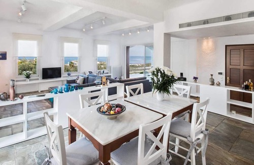 Kounoupidiana Villa | 7 bed, private pool, walk to beach, huge grounds.