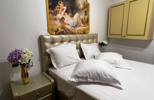 Sector 2 Cama Y Desayuno | 7-bedroom bed & breakfast in brilliant București with WiFi, AC