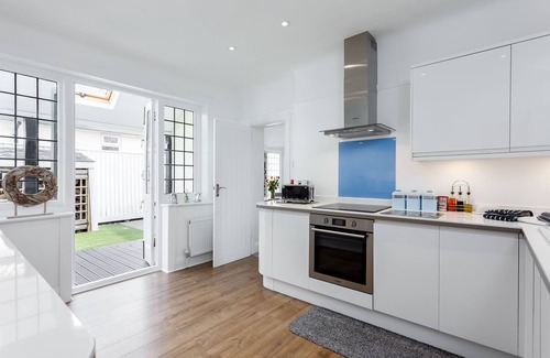 Southbourne Casa | Casa contemporánea para familias de 7 dormitorios Nr Southbourne Beach