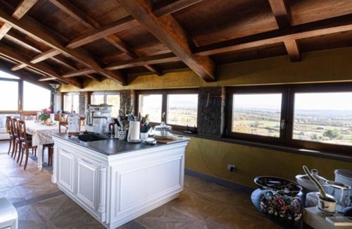 Monterosi Casa | 7 Bedroom Private vacation home in Monterosi