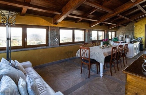Monterosi Casa | 7 Bedroom Private vacation home in Monterosi