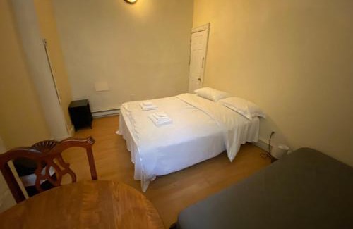 North Philadelphia West Casa | 7 Bedrooms Homestays In Philadelphia