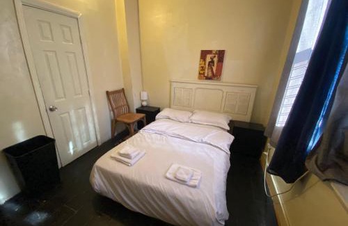 North Philadelphia West Casa | 7 Bedrooms Homestays In Philadelphia