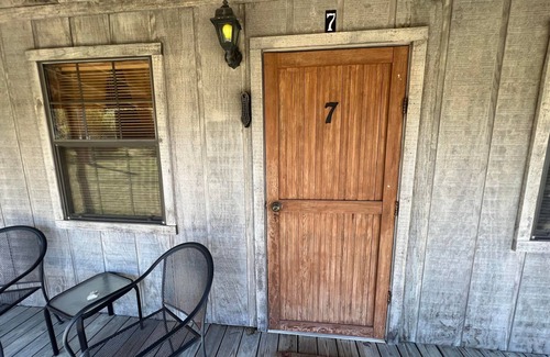 Bandera Cabina | 7 Hackberry, at CRC Ranch Retreat