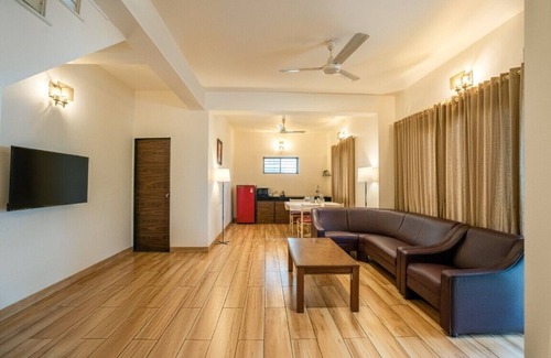 Lonavala Villa | 7 Hills villa with 13 bedrooms and WiFi,AC,Private Pool, in enchanting Lonavala
