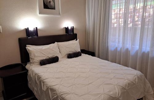 Illovo Beach Apartamento | #7 Illovo Views