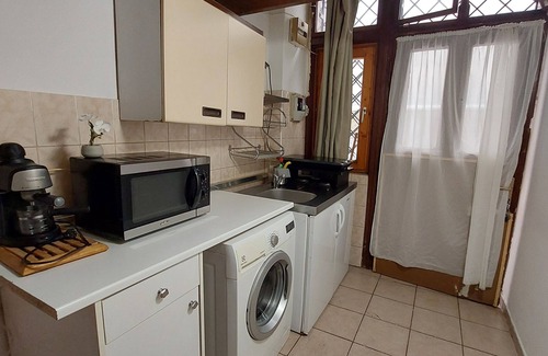 Erzsebetvaros Apartamento | 7. Kerületben található az apartman. Közel a Városligethez, bulinegyedhez.