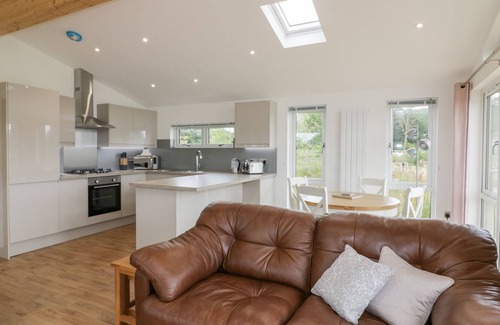 Dobwalls Cabaña | 7 Meadow Retreat