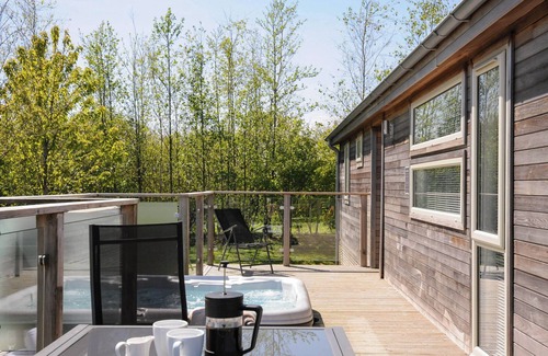 Dobwalls Cabaña | 7 Meadow Retreat
