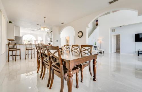 Crystal Cove Casa | 7 Mi to Disney Family Home with Resort Perks