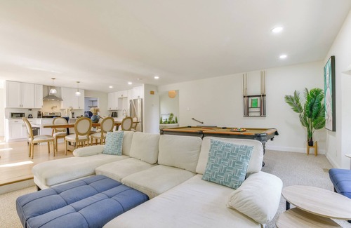 Durham Casa | 7 Mi to Dtwn Durham: Home w/ Hot Tub & Game Room!