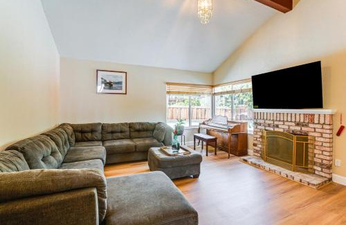 East San Jose Casa | 7 Mi to Dtwn San Jose City-View Family Getaway