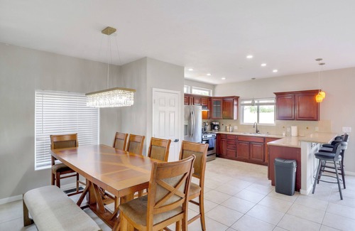 Orchards Casa | 7 Mi to Fremont Street: Spacious Vegas Home!