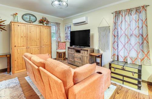 Harbinger Apartamento | 7 Mi to Kitty Hawk Pier and Beach Studio with Patio!
