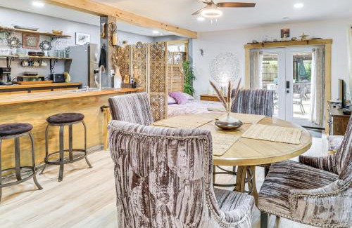 Harbinger Apartamento | 7 Mi to Kitty Hawk Pier and Beach Studio with Patio!