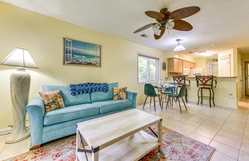 Little River Apartamento | 7 Mi to North Myrtle Beach Condo with Pool Access