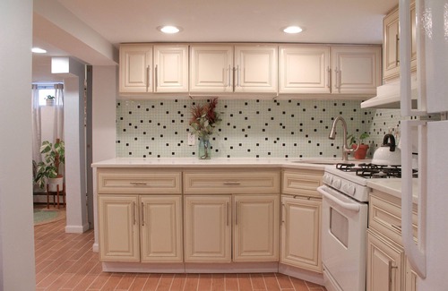 Queens Casa | 7 Min to Train- New Modern Lower-Level Studio-20 Min to Manhattan