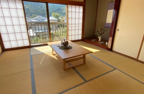 Nikko Cabaña | 7-Minute Walk from Tobu Nikko Station / 15-Minute Walk to Toshogu Shrine