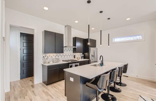 Berry Hill Casa | 7- Music Hill - The Music City Collection