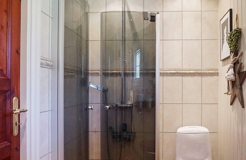 Kampersvik Casa | 7 person holiday home in Fjällbacka