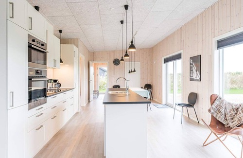 Falen Casa | 7 person holiday home in Hemmet