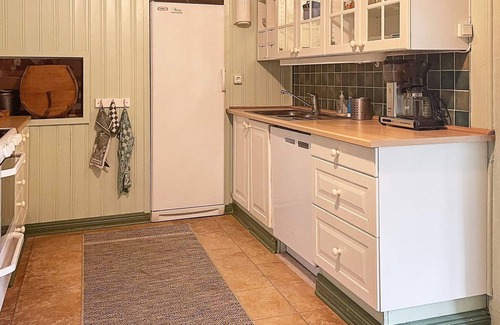 Bjallum Casa | 7 person holiday home in AXVALL