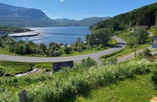 Grovfjord Casa | 7 person holiday home in Grovfjord