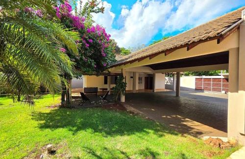 Foz do Iguacu Casa | 7 quartos - ótima área de lazer prox Centro e Cataratas