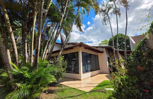 Foz do Iguacu Casa | 7 quartos - ótima área de lazer prox Centro e Cataratas