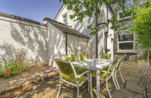 Keswick Cabaña | 7 The Townhouses - a house that sleeps 8 guests in 4 bedrooms