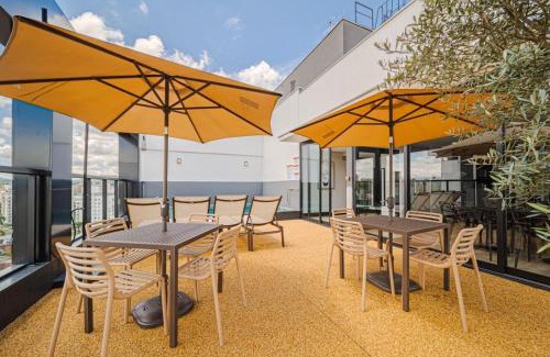 Anita Garibaldi Apartamento | 702Mi Elegância e carinho em um só lugar