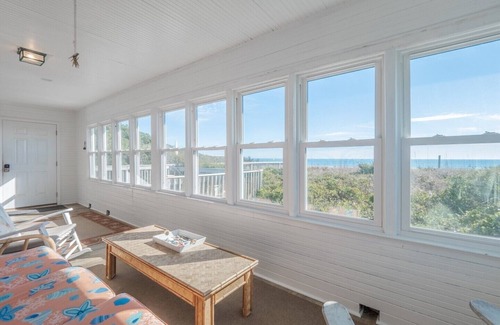 Topsail Beach Casa | 703 POR EL MAR: 2 BR / 1 BA frente al mar en la playa de Topsail, capacidad para 4