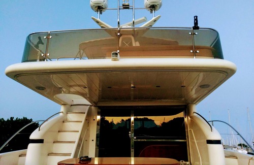 St. Petersburg Alquiler De Eote | Yate Ultra Lujo 70FT