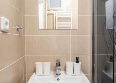 Stresovice Apartamento | 70m2 2+1 apartment 5 min walk from Hradcany Area