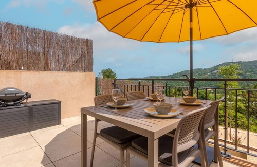 La Garde-Freinet Apartamento | 70m² | Swimming pool | Parking | Wifi | Climate