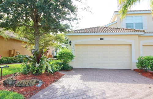 Bradenton Apartamento | 7204 GREAT VIEW COACH HOME EN LA RANDA DEL RÍO